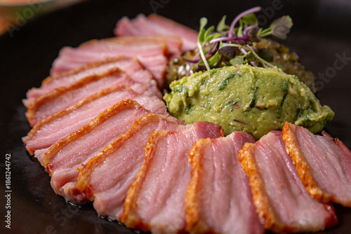Torreznos españoles, panceta y carne de cerdo