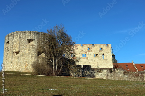 Schloss Hellenstein in Heidenheim an einem sonnigen Wintertag