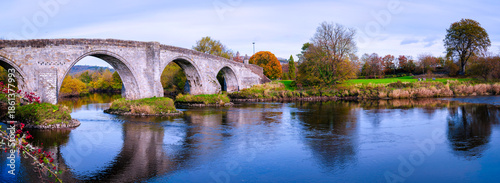 Quadro su tela Stirling Old Bridge, also known as the Battle of Stirling Bridge, spanning the R