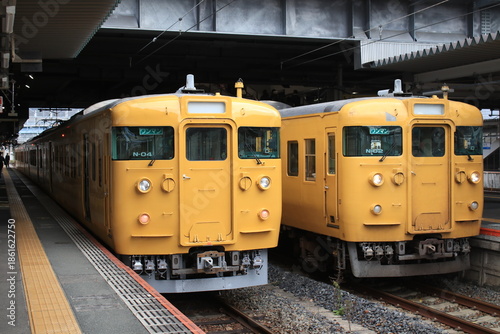 山陽本線　115系