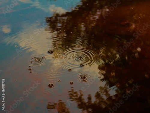 Tablou pe pânză water bubbles in the water