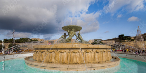 Tablou pe pânză Triton Fountain Valletta old town, Malta