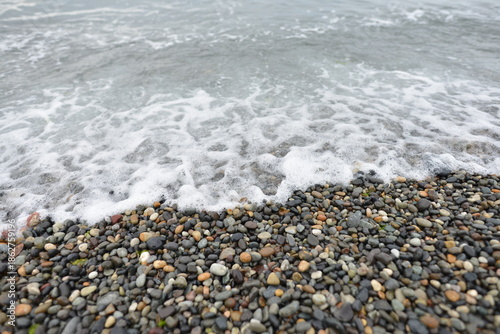 ヒスイ海岸の波打ち際