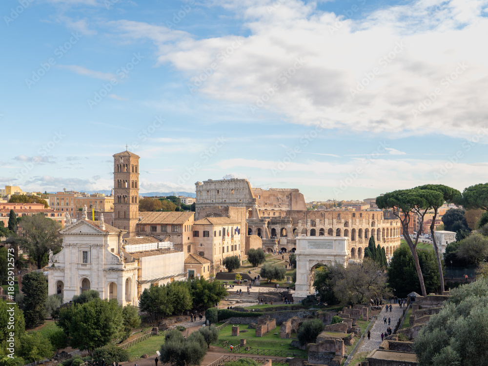 Fototapeta premium Historic Rome cityscape with classical architecture
