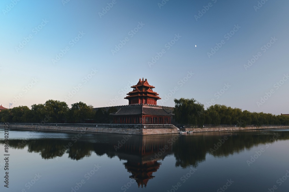 Fototapeta premium pavilion in the park