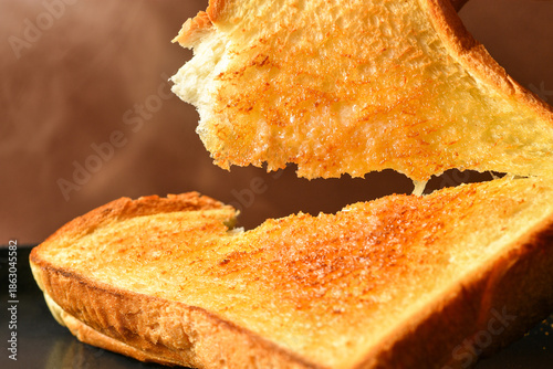 トーストのイメージ