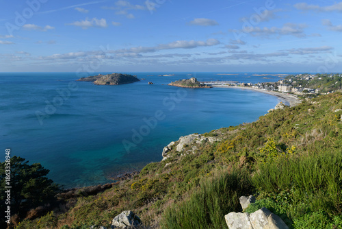 Quadro su tela Magnifique paysage de mer à Trébeurden en Bretagne- France