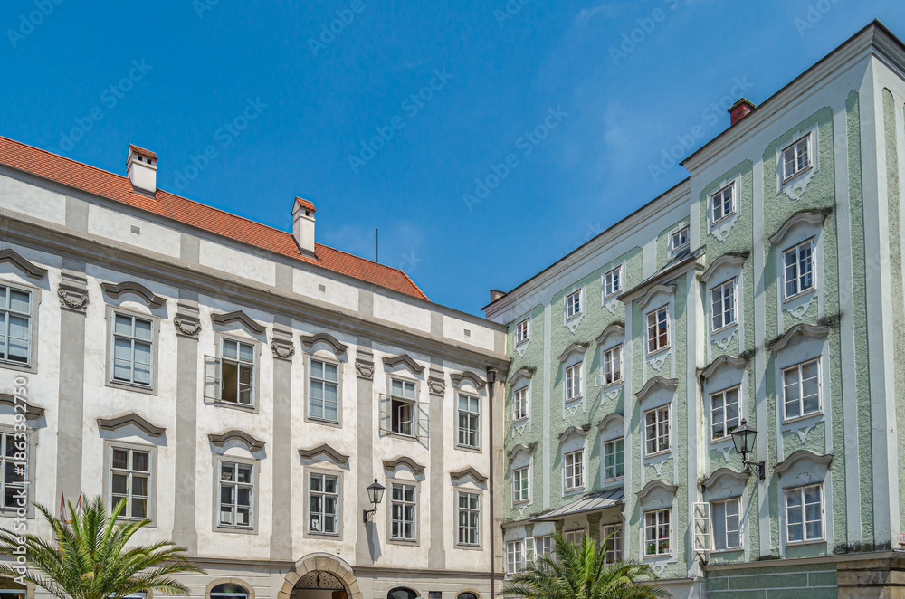 Obraz premium Architecture in the old town of Linz, Austria