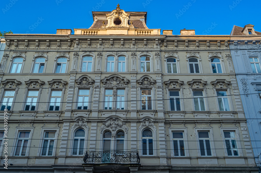 Fototapeta premium Architecture in the old town of Linz, Austria