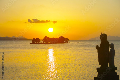 松江市から見た宍道湖の夕日