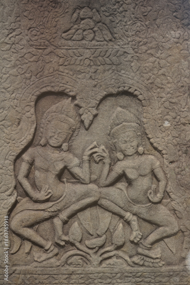 Fototapeta premium bas relief on the wall of bayon temple