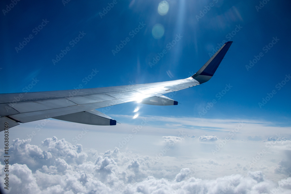 Fototapeta premium SKY VIEW - PLAINE WINDOW VIEW 
