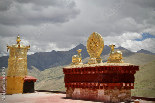 Принти на полотні Lanscape near Ganden monastery in the tibetan Himalayas, Tibet, Western China
