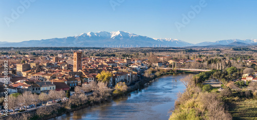 Panorama de Rivesaltes , l'Agly et le Canigou (66600) dans les  Pyrénées orientales, France en décembre 2025	