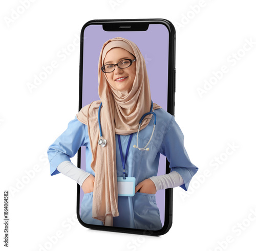 Female Muslim doctor smilin...