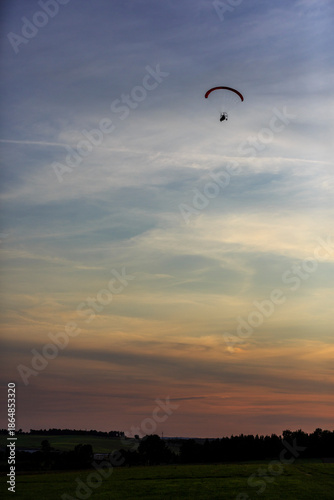 powered paragliders at sunset, Thuringian Sea, Altenbeuthen, Thuringia, east germany