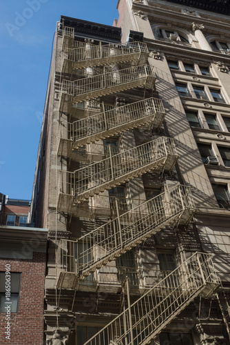 Escalier immeuble New York