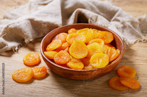 Obraz na plátně bowl of dried apricots