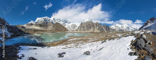 Tableau sur toile Mount Cho Oyu peak mountain panorama himalaya landscape