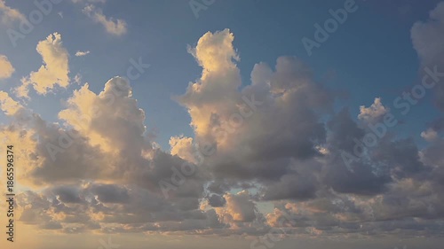 Timelapses. Beautiful 4K timelapse of a dramatic sunset with glowing orange and red clouds, perfect for cinematic projects and nature footage.