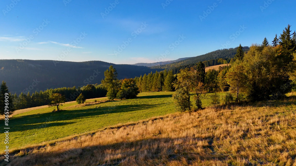 Fototapeta Beautiful morning landscape in the Appalachian Mountains of North Carolina, USA. The Grand Smoky Mountains in autumn. Drone view.