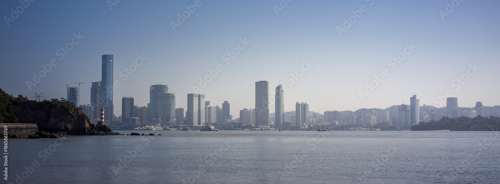 Fototapeta premium Cityscape of Xiamen, Fujian Province, China