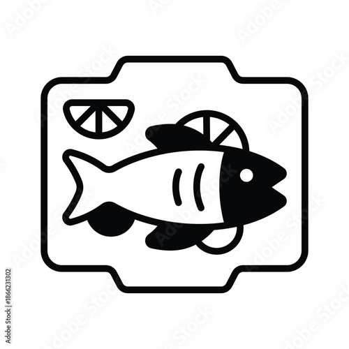 A modern glyph icon of fried fish seafood, editable vector