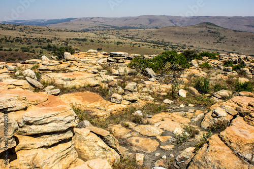 Canvas-taulu Boulder scattered plateau among the hills at Carolina, Mpumalanga, South Africa