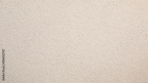 Macro kraft paper with specks and fibers details