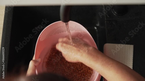 How to wash and prepare lentils efficiently at home in your kitchen