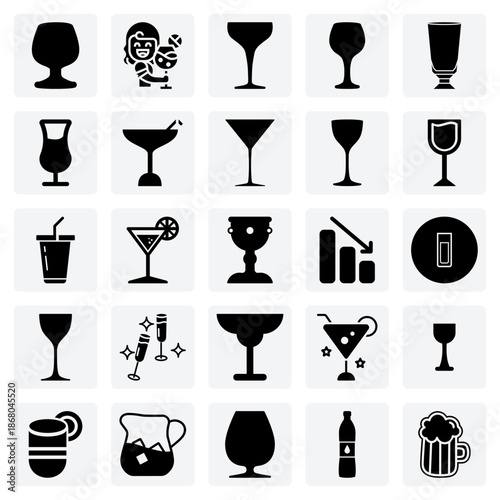 Elegant Drinkware And Cocktail Vessels – Coupe, Hurricane, And Gin Bowl Glasses For Event And Restaurant-Themed Projects.