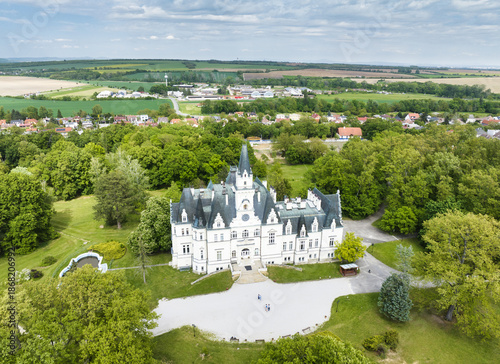 Φωτογραφία Budmerice castle at a day