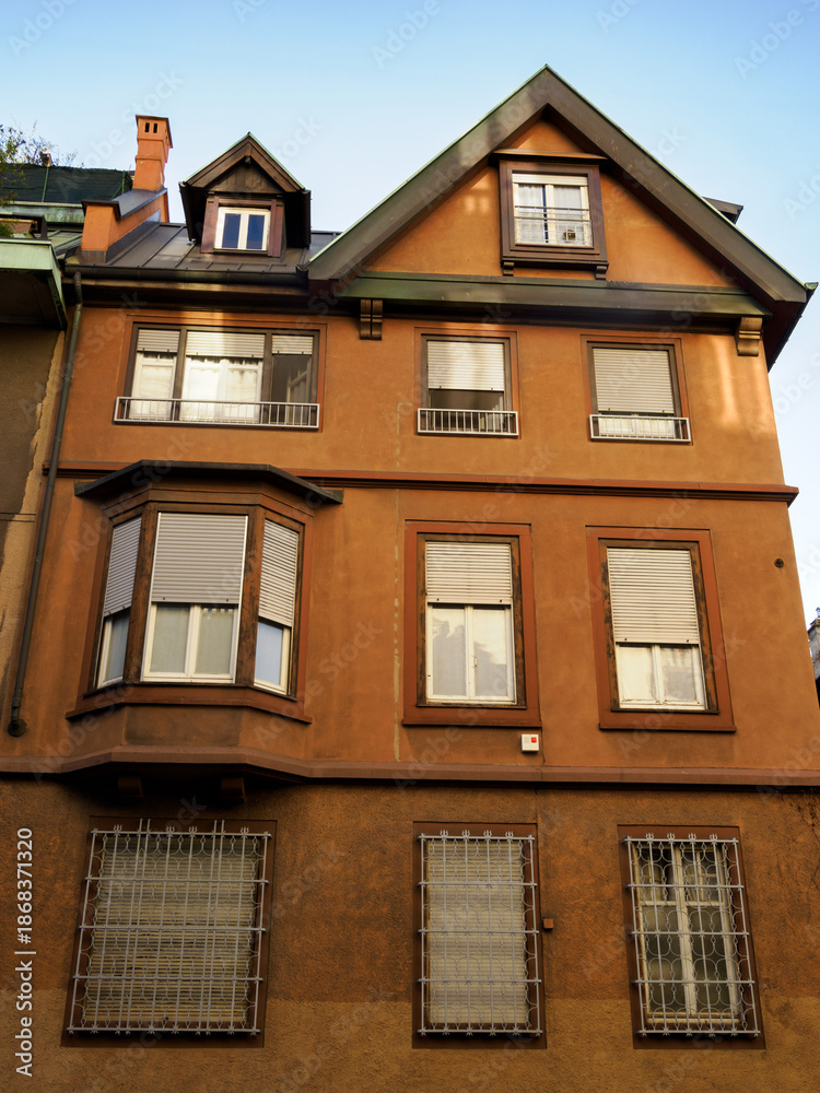 Fototapeta premium Old residential buildings along Via Guerrazzi in Milan, Italy