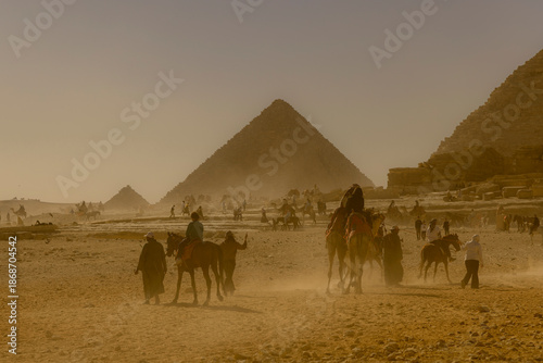 Foto Great pyramids of Giza in Cairo, Egypt