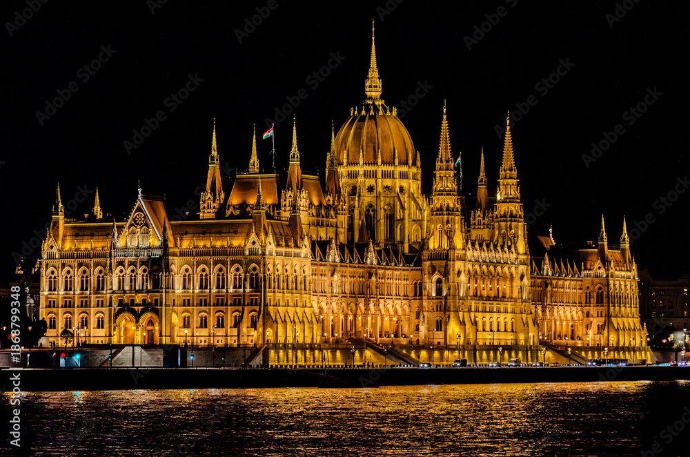 Fototapeta premium Hungarian Parliament Building, Budapest