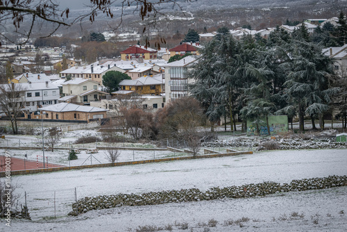 Tableau sur toile Paisaje de El Espinar (Segovia, España) en invierno