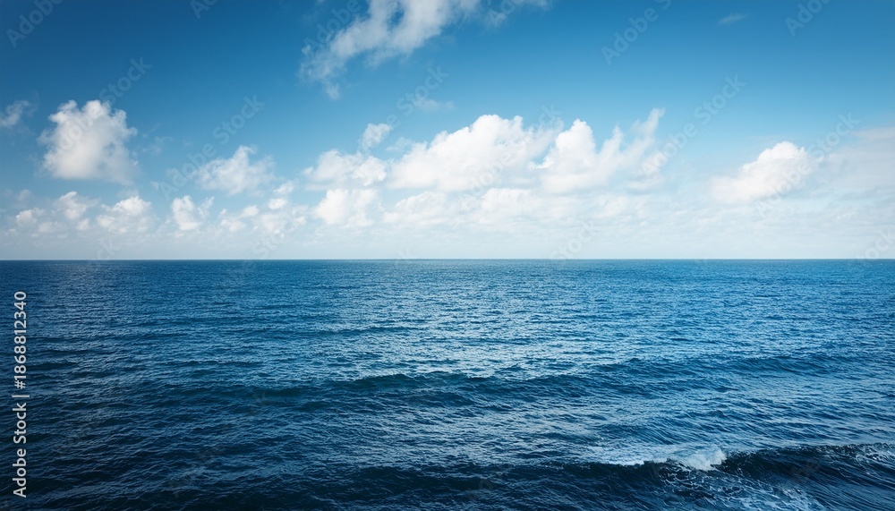 Fototapeta premium Minimalist Ocean Horizon Wallpaper