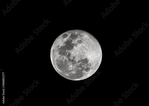 Full moon Jan 1st 2026
captured by Redwane Skiredj
