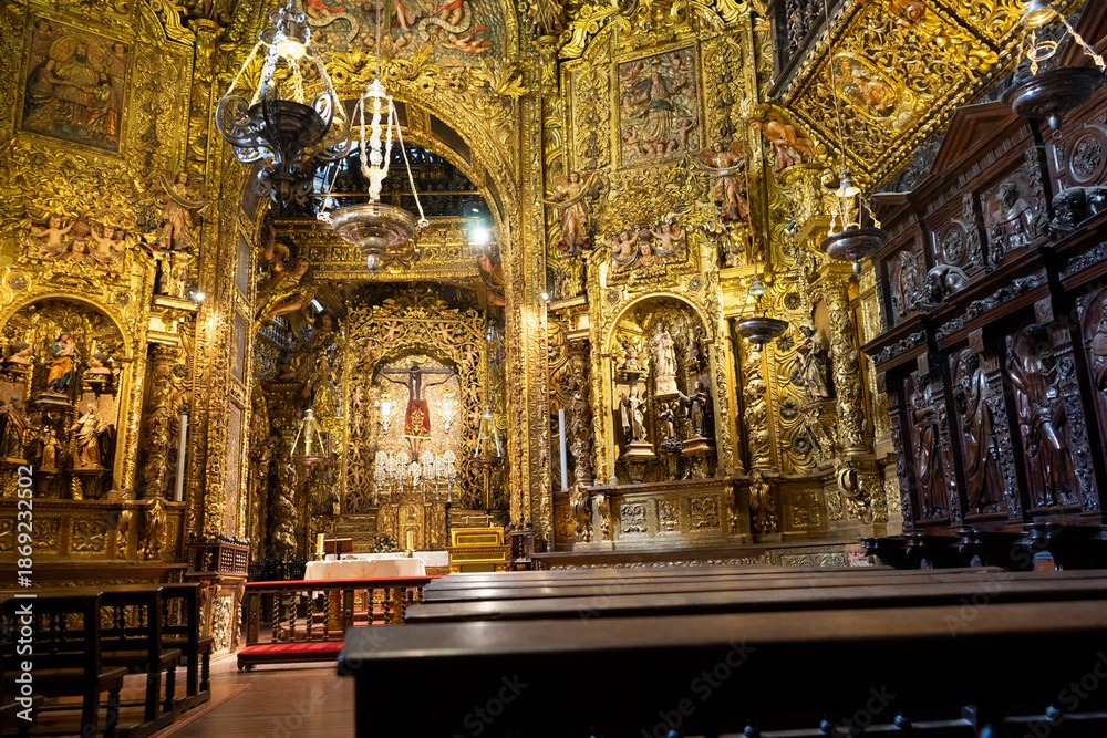 Fototapeta premium Intricate golden interior of a historic cathedral.. Orense Cathedral, Spain