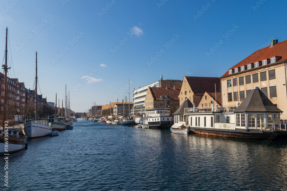 Naklejka premium View of the canal in Copenhagen, Denmark