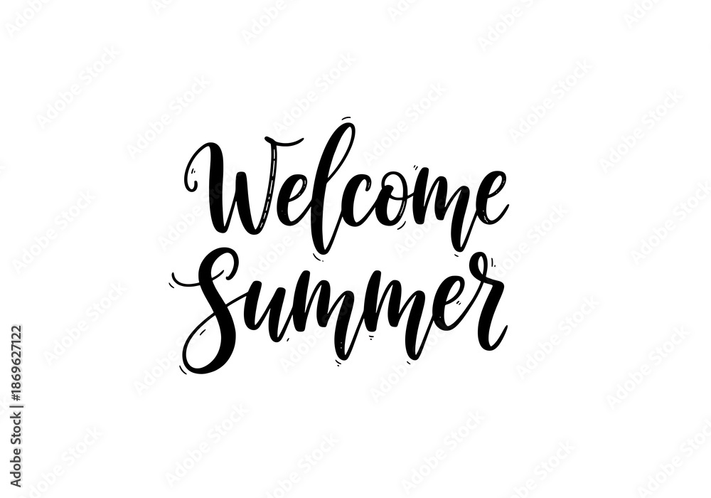 Obraz premium Hand drawn lettering welcomes the summer season with cheerful style.