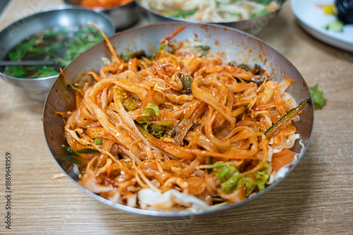 Wallpaper Mural stir fried noodles Torontodigital.ca