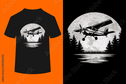 Vintage Airplane Moon Fly Plane Aviator Aviation Pilot Men T-Shirt
