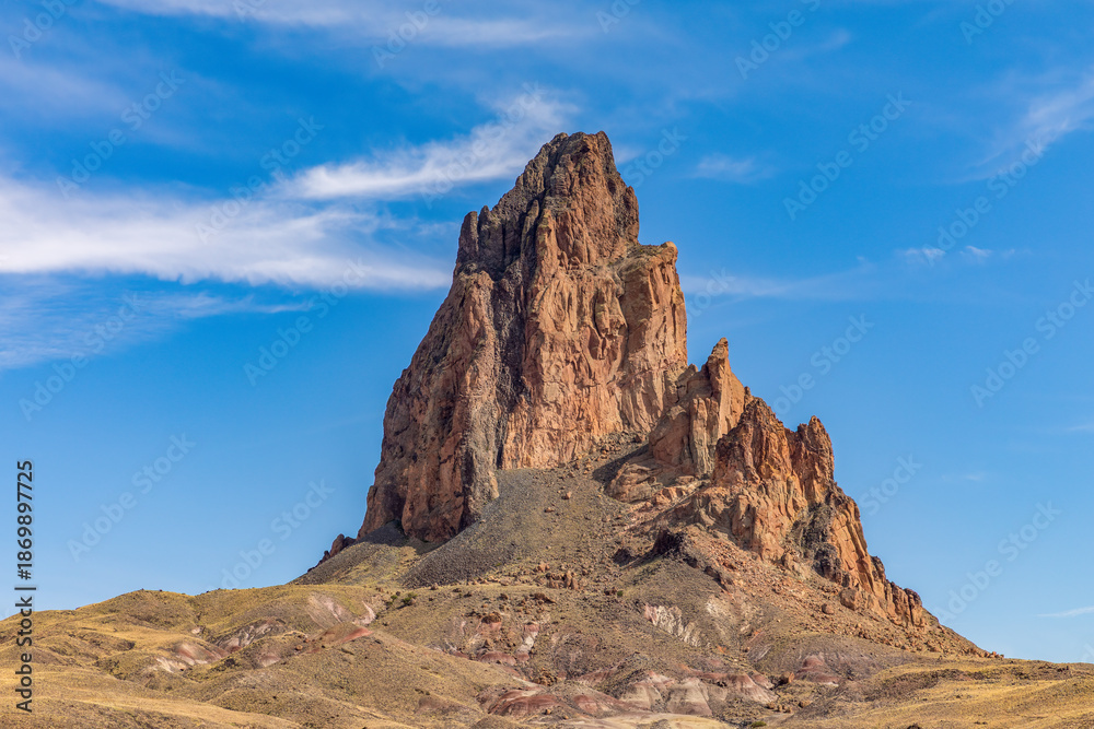 Fototapeta premium Agathla Peak Monument Valley Area Kayenta, Arizona
