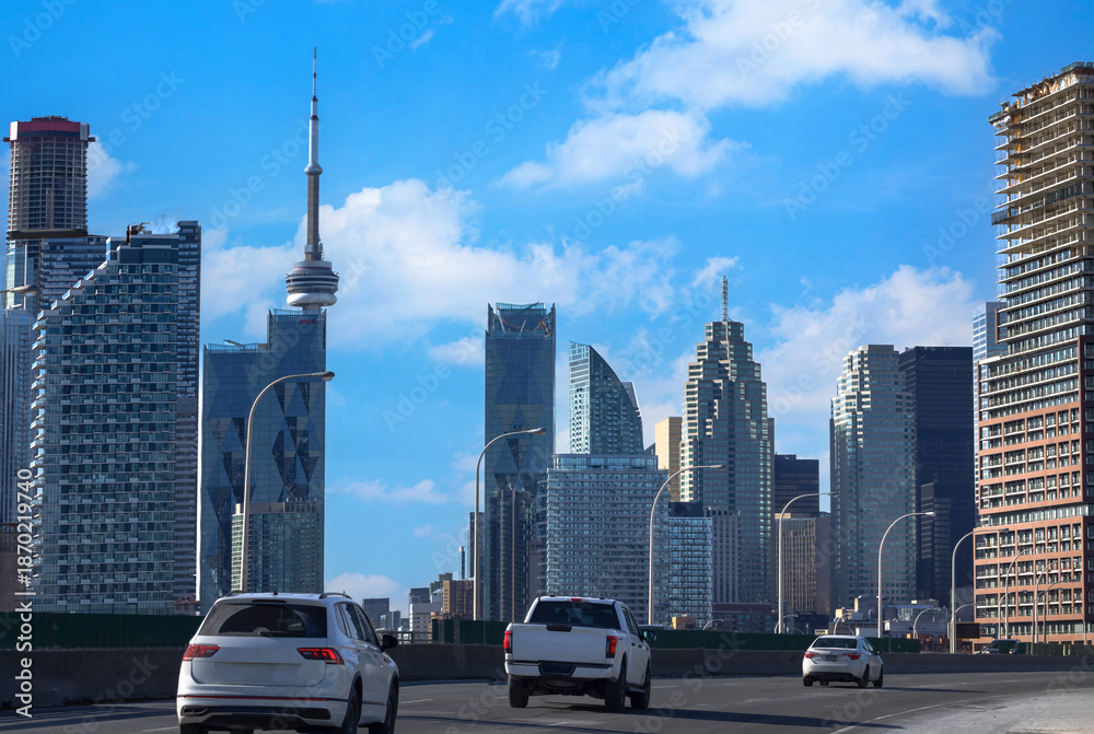 Obraz premium Scenic Toronto financial district business skyline and modern architecture