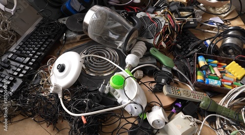 Schilderij op canvas E-waste recycling center