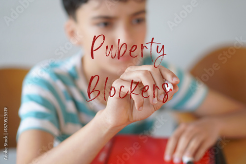 Tableau sur toile PUBERTY BLOCKERS