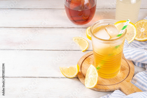 Bild auf Leinwand Long Island Limoncello,  limoncello iced tea