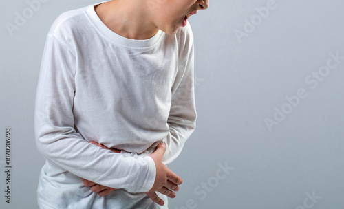 Photos Child has stomachache with food poisoning
