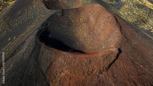 Quadro su tela Aerial view of the southern crater of Mount Etna in Sicily, Southern Italy